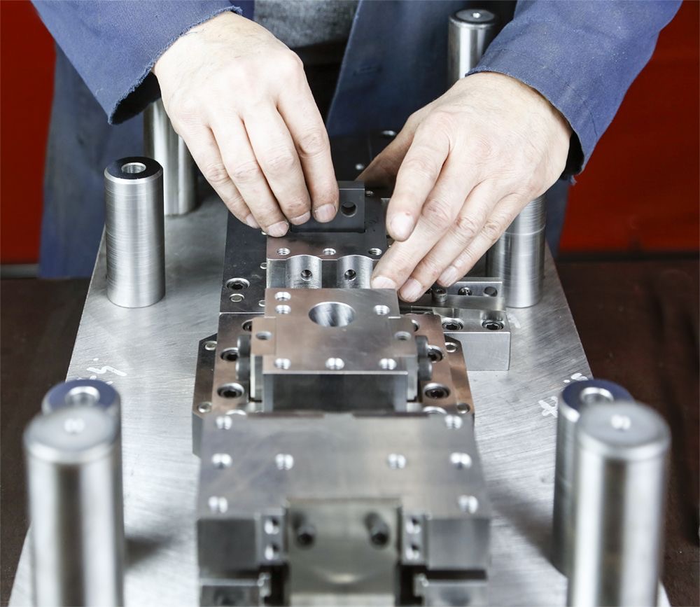 رولینگ هزار خار و دنده پیچ